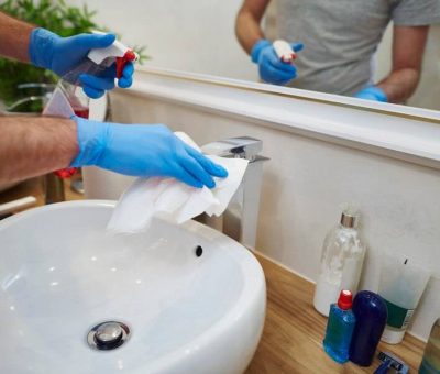 bathroom cleaning3